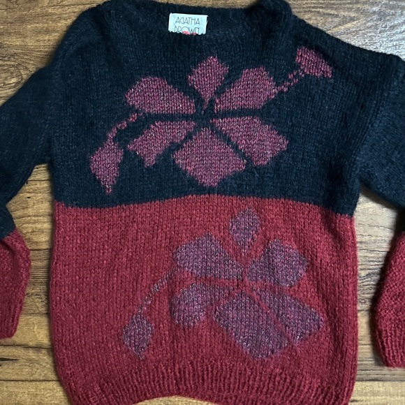 Agatha Brown • Medium • Black/Burgundy • Floral • Kid Mohair • Italy • Sweater - Picture 10 of 13